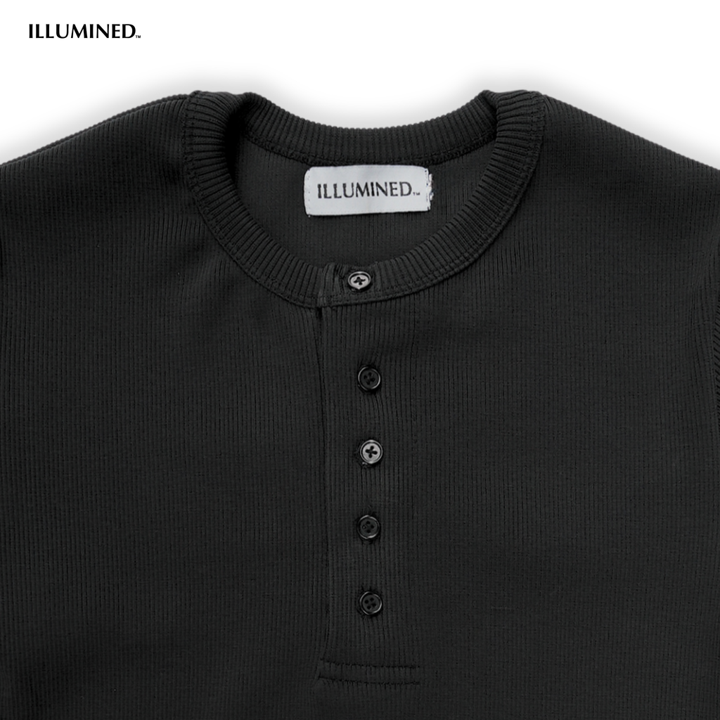 Ribbed Body Fit 5-Button Henley T-Shirt Cropped